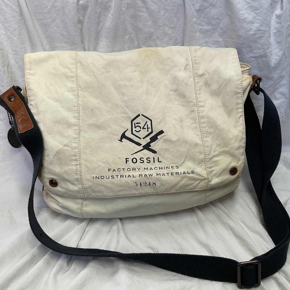 Fossil Messenger Bag